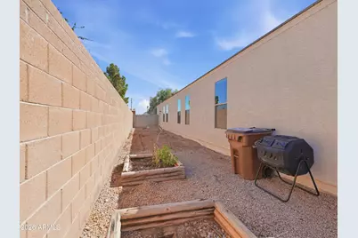 587 W Danish Red Trail, San Tan Valley, AZ 85143 - Photo 41