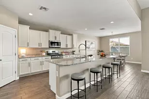 587 W Danish Red Trail, San Tan Valley, AZ 85143 - Photo 15