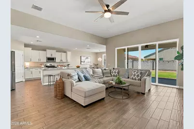 587 W Danish Red Trail, San Tan Valley, AZ 85143 - Photo 3