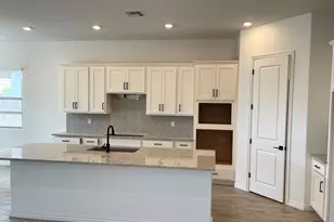 10027 W Verde Ln, Avondale, AZ 85392 - Photo 3