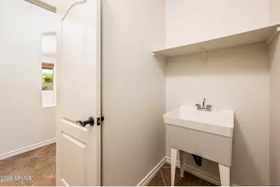 685 E Hummingbird Way, Gilbert, AZ 85297 - Photo 33