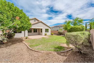 685 E Hummingbird Way, Gilbert, AZ 85297 - Photo 35