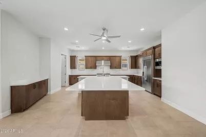 21025 E Diana Way, Queen Creek, AZ 85142 - Photo 9
