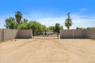 509 E Centre Ave, Buckeye, AZ 85326 - Photo 9