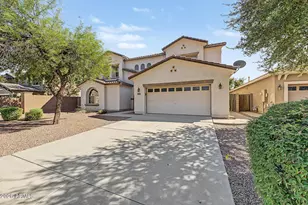 1433 E Canyon Creek Dr, Gilbert, AZ 85295 - Photo 5