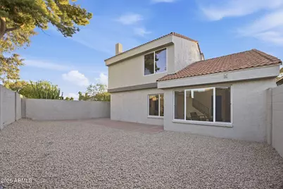 2416 W Caribbean Lane #2, Phoenix, AZ 85023 - Photo 23