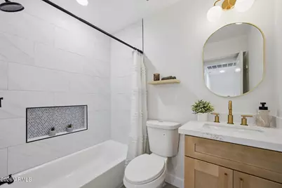 2416 W Caribbean Lane #2, Phoenix, AZ 85023 - Photo 19