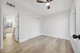 2416 W Caribbean Ln, Phoenix, AZ 85023 - Photo 13