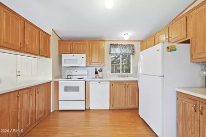 392 N Buckhorn Court, Queen Valley, AZ 85118 - Photo 13