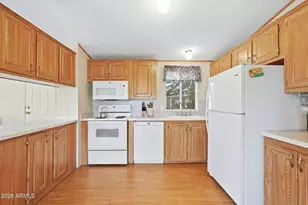 392 N Buckhorn Ct, Queen Valley, AZ 85118 - Photo 13