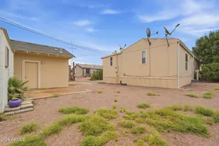 392 N Buckhorn Ct, Queen Valley, AZ 85118 - Photo 33