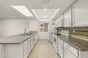 11429 S Pawnee Cir, Phoenix, AZ 85044 - Photo 15