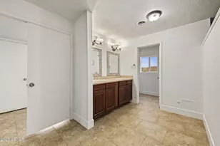 11429 S Pawnee Cir, Phoenix, AZ 85044 - Photo 23