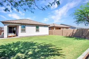 16819 W Echo Ln, Waddell, AZ 85355 - Photo 41