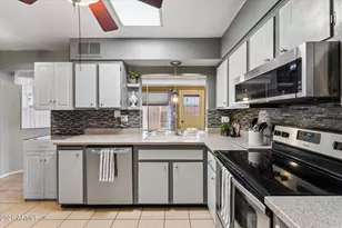 13413 N 111th Ave, Sun City, AZ 85351 - Photo 17