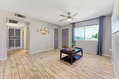 13413 N 111th Avenue, Sun City, AZ 85351 - Photo 11
