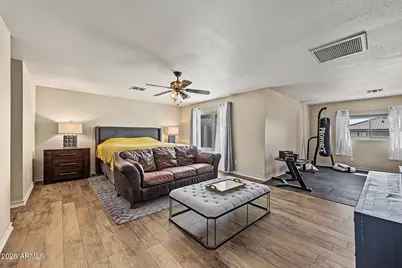10609 W Daley Lane, Peoria, AZ 85383 - Photo 15