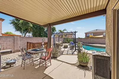 10609 W Daley Lane, Peoria, AZ 85383 - Photo 27