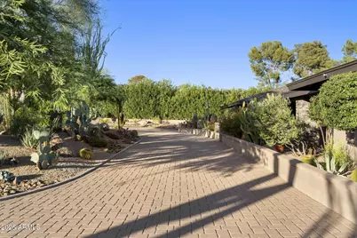 9045 E Lazywood Place, Carefree, AZ 85377 - Photo 7