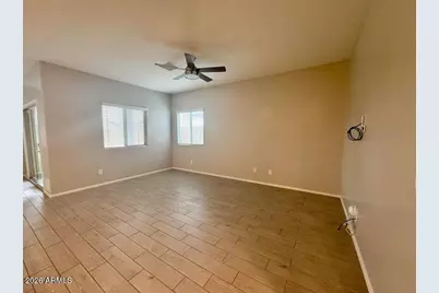 261 W Tropical Drive, Casa Grande, AZ 85122 - Photo 3