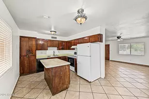 3824 N 86th Ln, Phoenix, AZ 85037 - Photo 5