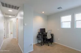 986 S Hawk Ln, Gilbert, AZ 85296 - Photo 19