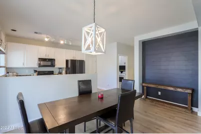 986 S Hawk Lane, Gilbert, AZ 85296 - Photo 11