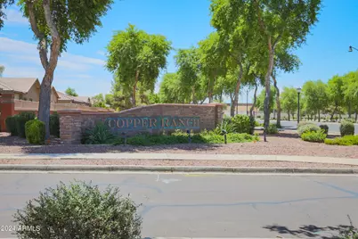 986 S Hawk Lane, Gilbert, AZ 85296 - Photo 33