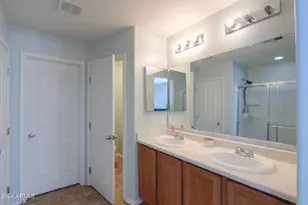 986 S Hawk Ln, Gilbert, AZ 85296 - Photo 27