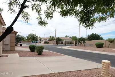 13 S Laveen Place, Chandler, AZ 85226 - Photo 5