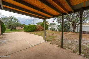 79 E Hawthorne St, Huachuca City, AZ 85616 - Photo 37