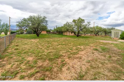79 E Hawthorne Street, Huachuca City, AZ 85616 - Photo 47