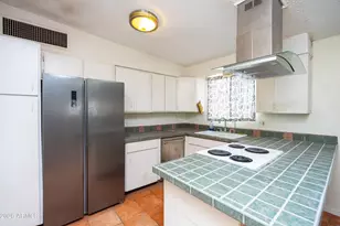 79 E Hawthorne St, Huachuca City, AZ 85616 - Photo 15