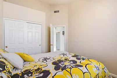 7360 E Lakeview Avenue, Mesa, AZ 85209 - Photo 25