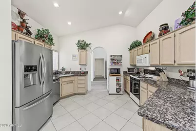 9126 E Emerald Drive, Sun Lakes, AZ 85248 - Photo 9