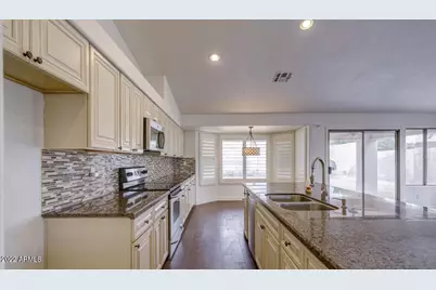 6960 W Villa Hermosa --, Glendale, AZ 85310 - Photo 9