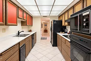 19209 N Sombrero Circle, Sun City, AZ 85373 - Photo 5