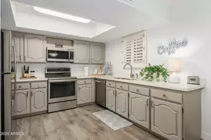 12212 N Paradise Vlg Pkwy S, Phoenix, AZ 85032 - Photo 7