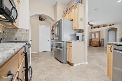 2818 W Tanya Trail, Phoenix, AZ 85086 - Photo 11
