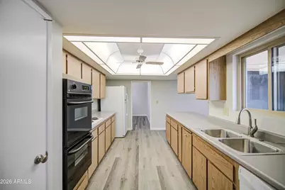 9915 W Newport Drive, Sun City, AZ 85351 - Photo 5