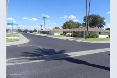 9915 W Newport Drive, Sun City, AZ 85351 - Photo 23