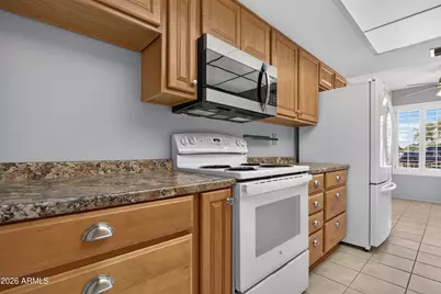 10806 W Pineaire Drive, Sun City, AZ 85351 - Photo 13