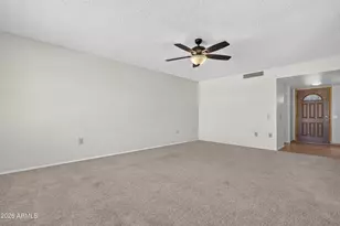 10806 W Pineaire Dr, Sun City, AZ 85351 - Photo 5