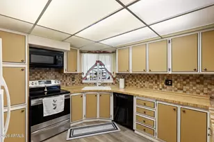 305 S Val Vista Dr, Mesa, AZ 85204 - Photo 27