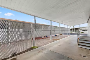 305 S Val Vista Dr, Mesa, AZ 85204 - Photo 11