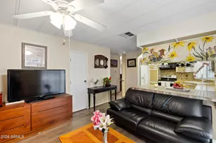 305 S Val Vista Dr, Mesa, AZ 85204 - Photo 25