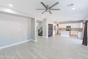 12038 W Leather Ln, Peoria, AZ 85383 - Photo 7