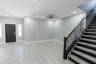 12038 W Leather Ln, Peoria, AZ 85383 - Photo 3