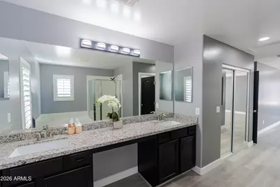 12038 W Leather Lane, Peoria, AZ 85383 - Photo 17