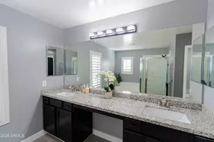 12038 W Leather Ln, Peoria, AZ 85383 - Photo 15